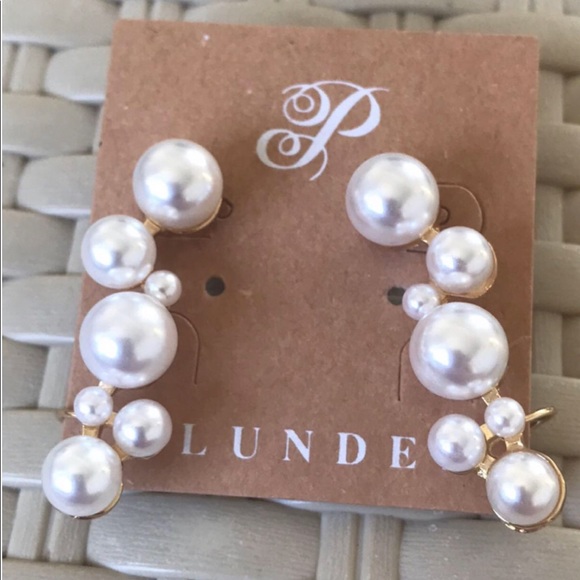 Plunder pearl Earring - Picture 3 of 7